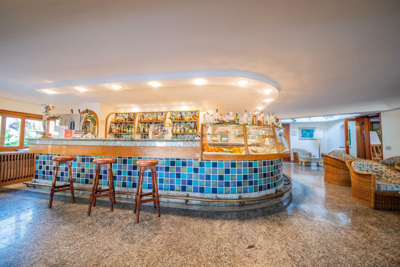 Hotel Continental Ίσκια Εξωτερικό φωτογραφία